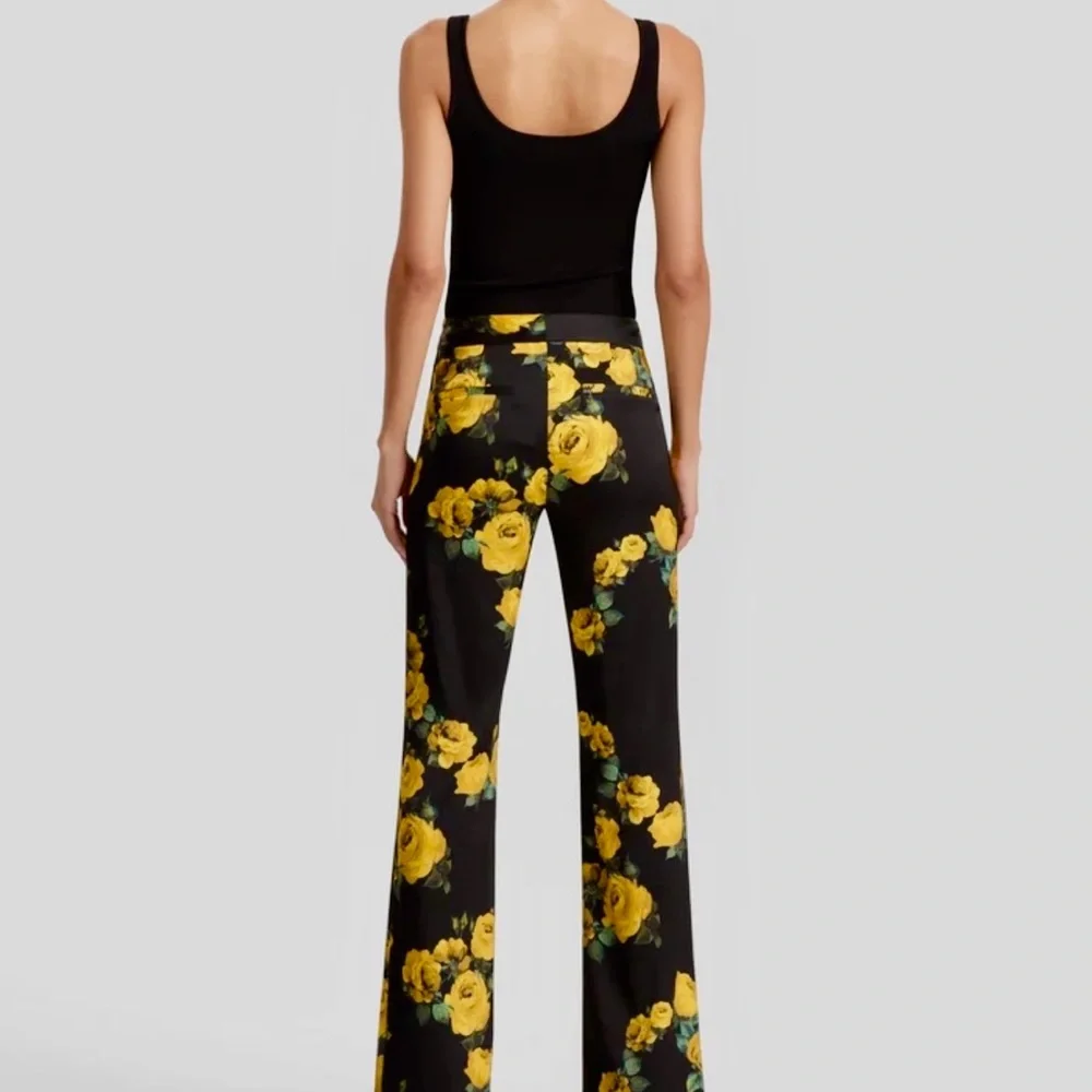 Alice + Olivia Black and Yellow Floral Pants - Picture 4 of 8